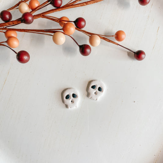 Plain Skull Studs